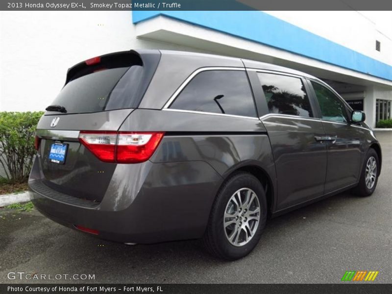 Smokey Topaz Metallic / Truffle 2013 Honda Odyssey EX-L