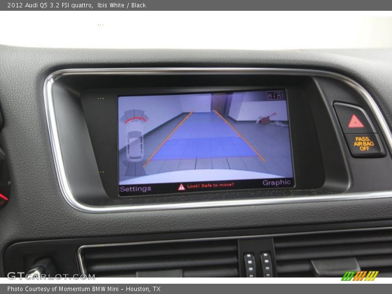 Ibis White / Black 2012 Audi Q5 3.2 FSI quattro