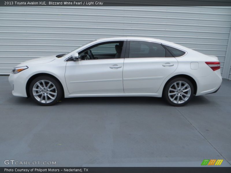 Blizzard White Pearl / Light Gray 2013 Toyota Avalon XLE