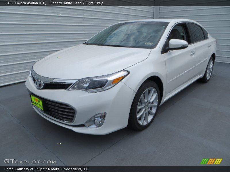 Blizzard White Pearl / Light Gray 2013 Toyota Avalon XLE