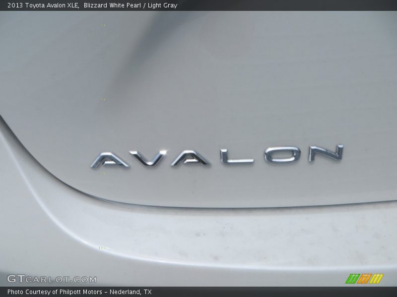 Blizzard White Pearl / Light Gray 2013 Toyota Avalon XLE