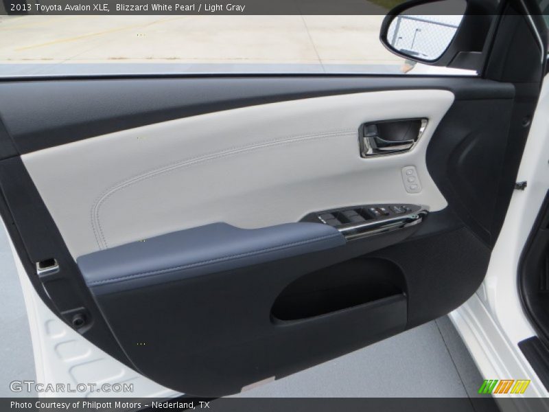 Blizzard White Pearl / Light Gray 2013 Toyota Avalon XLE