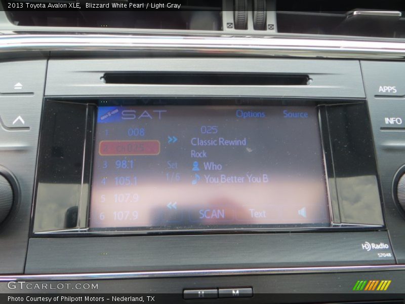 Blizzard White Pearl / Light Gray 2013 Toyota Avalon XLE