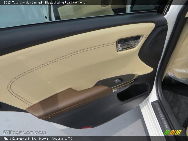 Blizzard White Pearl / Almond 2013 Toyota Avalon Limited
