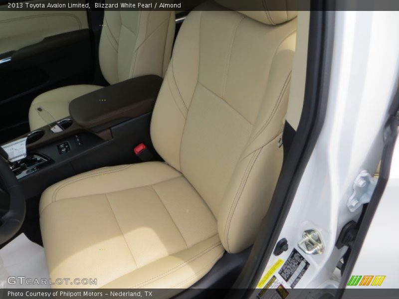 Blizzard White Pearl / Almond 2013 Toyota Avalon Limited