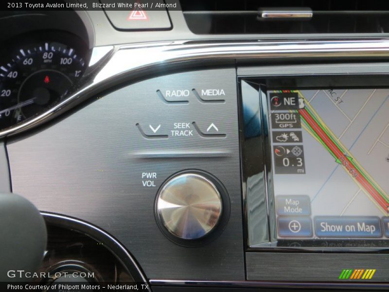 Blizzard White Pearl / Almond 2013 Toyota Avalon Limited