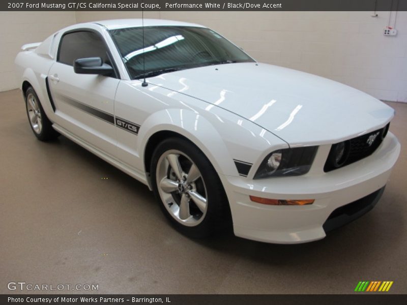 Performance White / Black/Dove Accent 2007 Ford Mustang GT/CS California Special Coupe