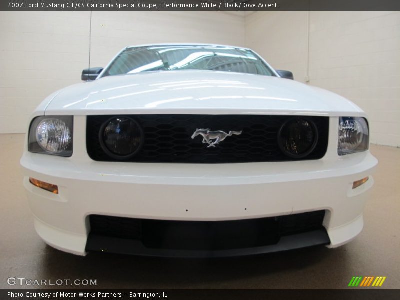 Performance White / Black/Dove Accent 2007 Ford Mustang GT/CS California Special Coupe