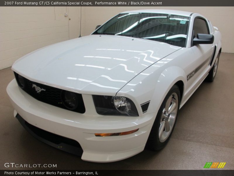 Performance White / Black/Dove Accent 2007 Ford Mustang GT/CS California Special Coupe