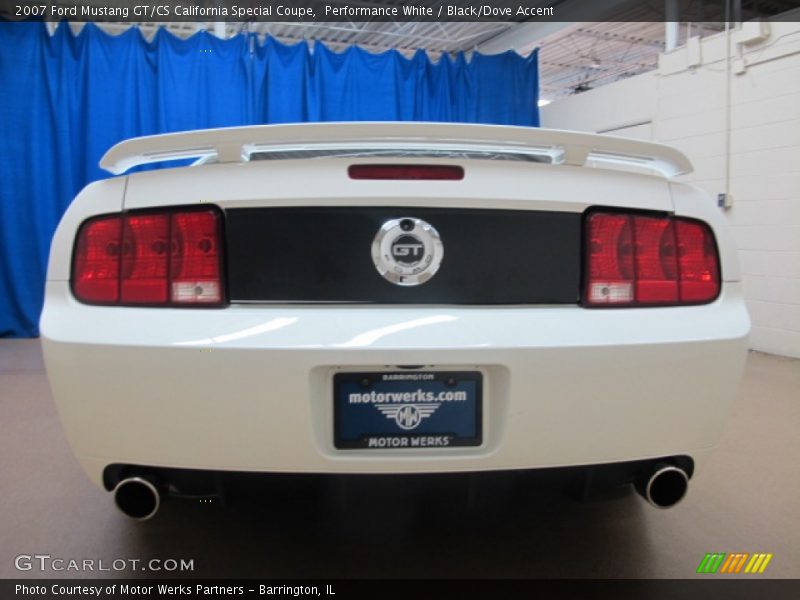 Performance White / Black/Dove Accent 2007 Ford Mustang GT/CS California Special Coupe