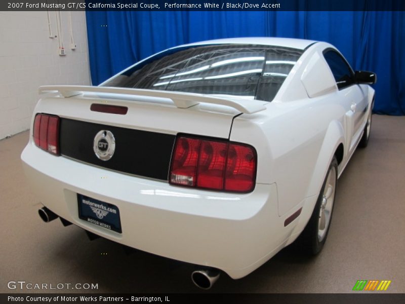 Performance White / Black/Dove Accent 2007 Ford Mustang GT/CS California Special Coupe