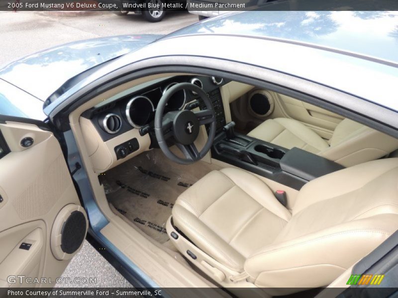 Windveil Blue Metallic / Medium Parchment 2005 Ford Mustang V6 Deluxe Coupe