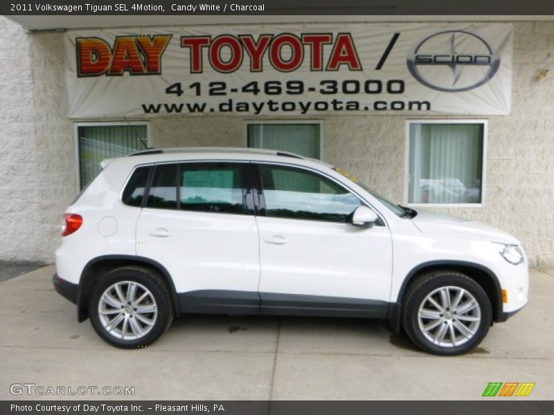 Candy White / Charcoal 2011 Volkswagen Tiguan SEL 4Motion