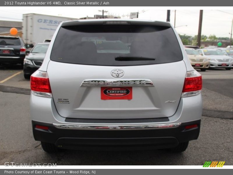 Classic Silver Metallic / Ash 2012 Toyota Highlander V6 4WD