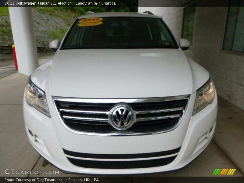Candy White / Charcoal 2011 Volkswagen Tiguan SEL 4Motion
