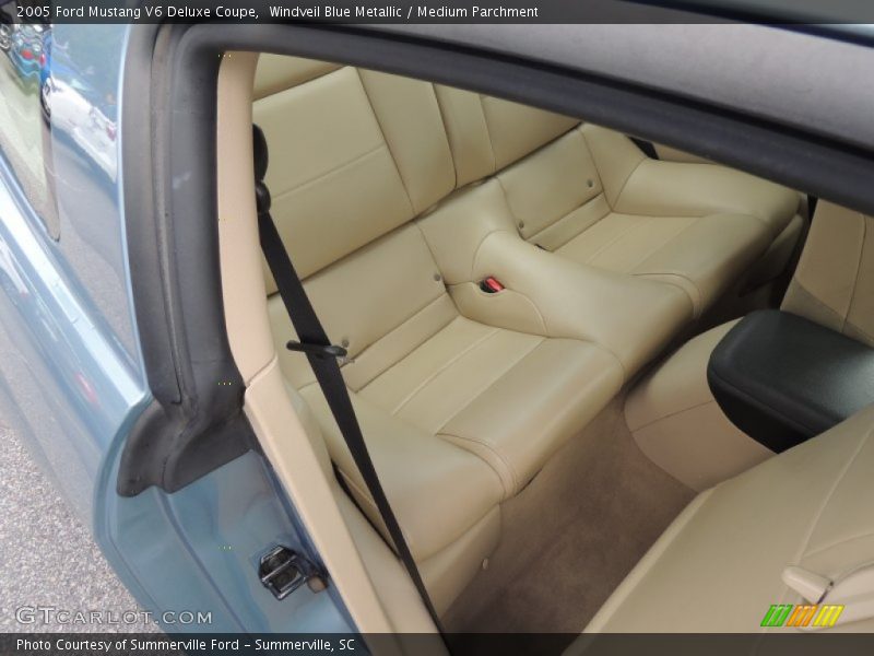 Windveil Blue Metallic / Medium Parchment 2005 Ford Mustang V6 Deluxe Coupe