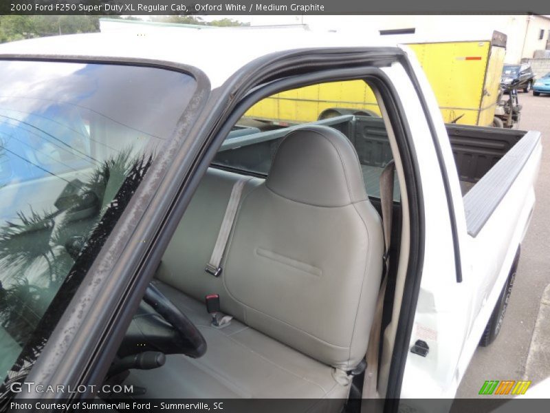 Front Seat of 2000 F250 Super Duty XL Regular Cab