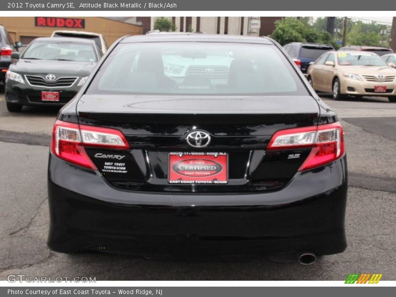 Attitude Black Metallic / Black/Ash 2012 Toyota Camry SE