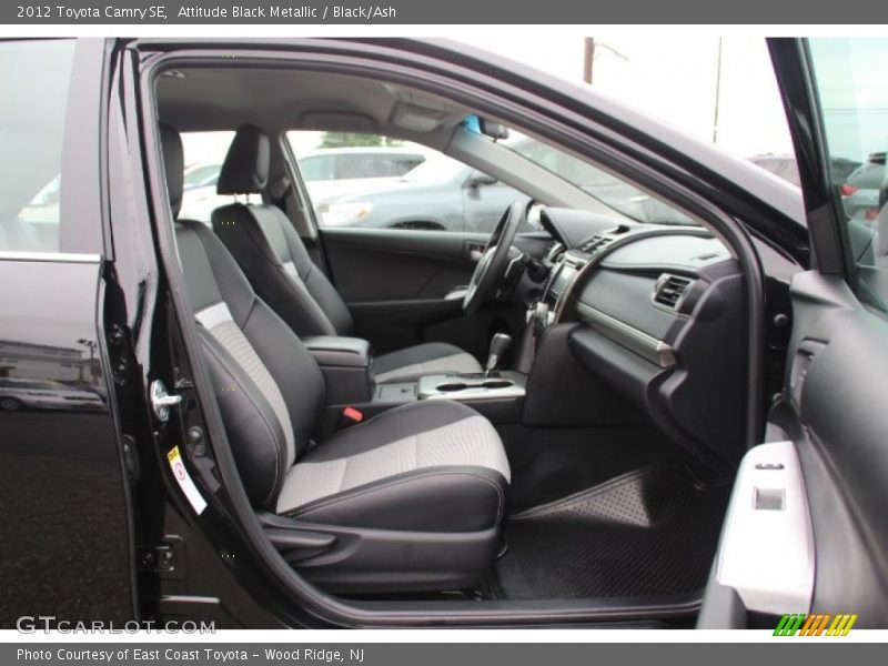 Attitude Black Metallic / Black/Ash 2012 Toyota Camry SE