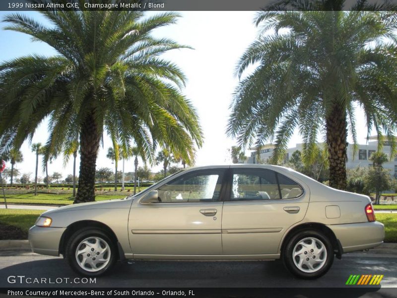 Champagne Metallic / Blond 1999 Nissan Altima GXE