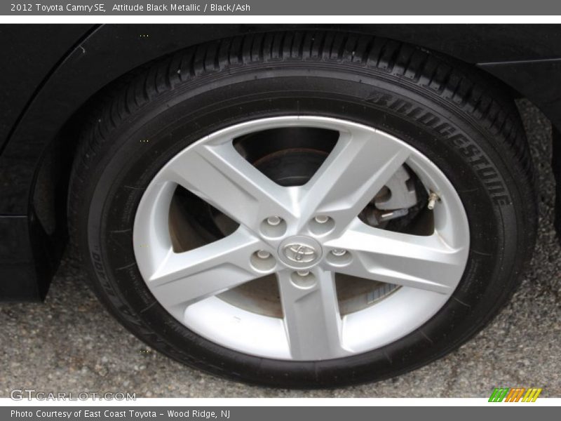 Attitude Black Metallic / Black/Ash 2012 Toyota Camry SE