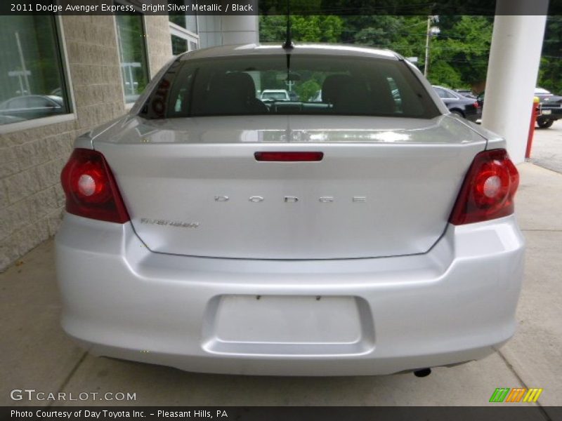 Bright Silver Metallic / Black 2011 Dodge Avenger Express