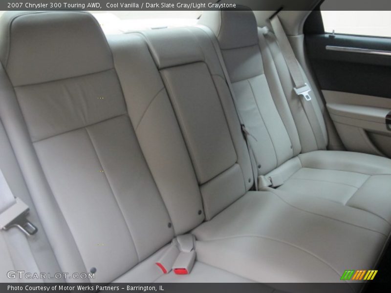 Cool Vanilla / Dark Slate Gray/Light Graystone 2007 Chrysler 300 Touring AWD