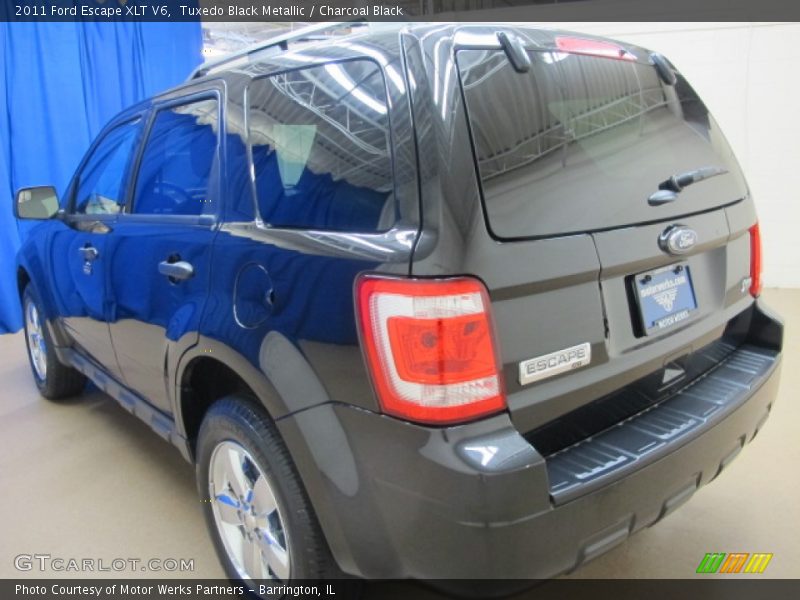 Tuxedo Black Metallic / Charcoal Black 2011 Ford Escape XLT V6