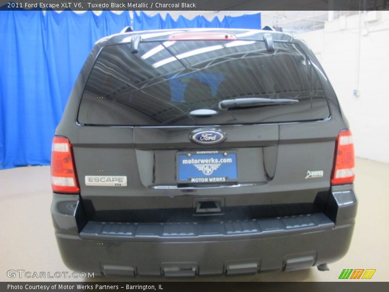 Tuxedo Black Metallic / Charcoal Black 2011 Ford Escape XLT V6