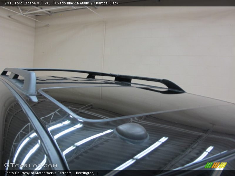 Tuxedo Black Metallic / Charcoal Black 2011 Ford Escape XLT V6