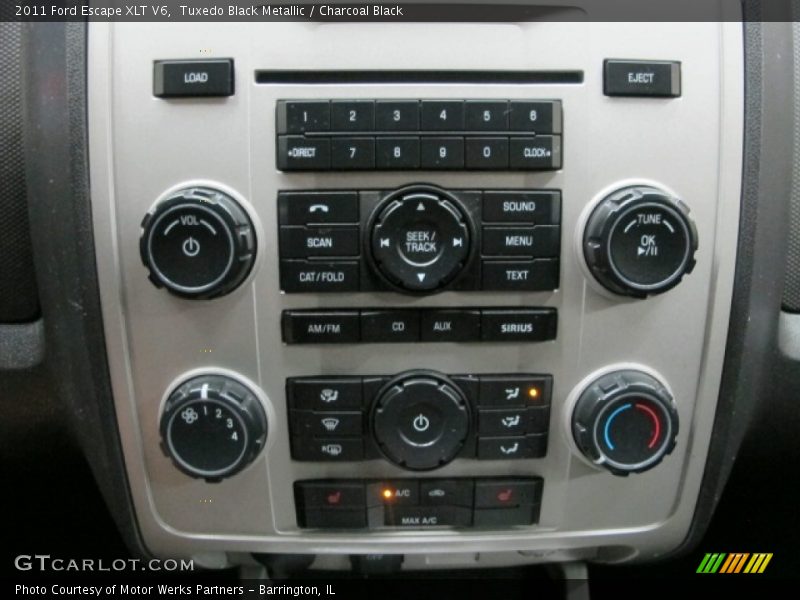 Tuxedo Black Metallic / Charcoal Black 2011 Ford Escape XLT V6