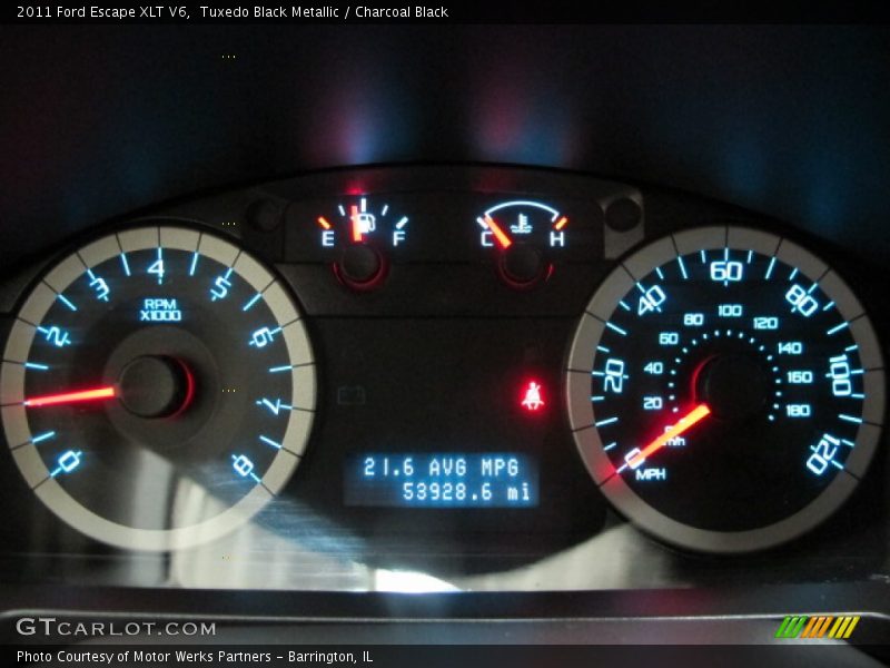 Tuxedo Black Metallic / Charcoal Black 2011 Ford Escape XLT V6