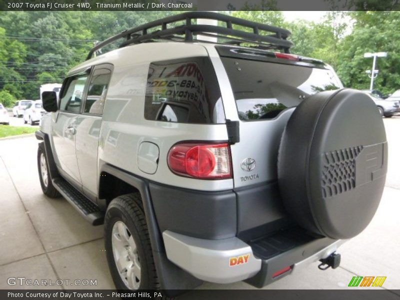 Titanium Metallic / Dark Charcoal 2007 Toyota FJ Cruiser 4WD
