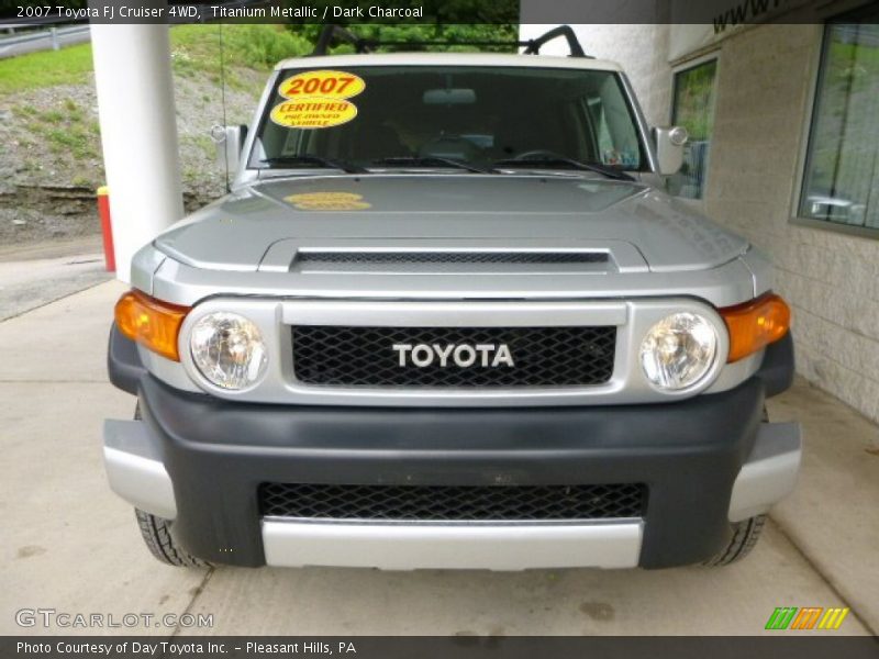 Titanium Metallic / Dark Charcoal 2007 Toyota FJ Cruiser 4WD