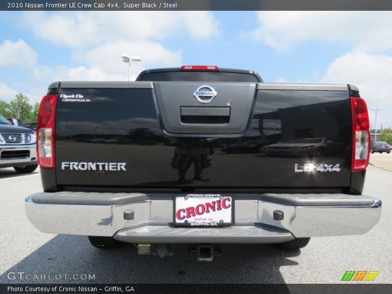 Super Black / Steel 2010 Nissan Frontier LE Crew Cab 4x4