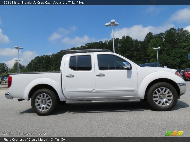 Avalanche White / Steel 2011 Nissan Frontier SL Crew Cab