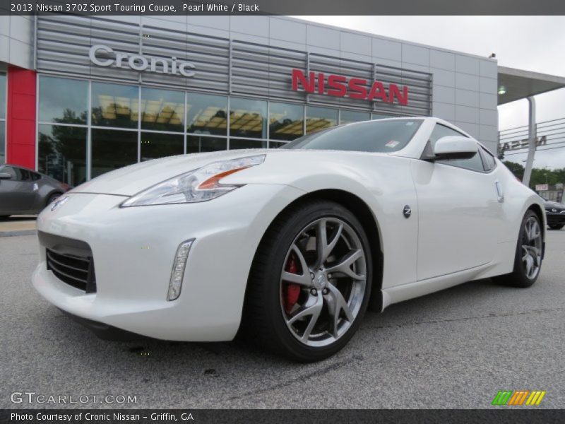 Pearl White / Black 2013 Nissan 370Z Sport Touring Coupe