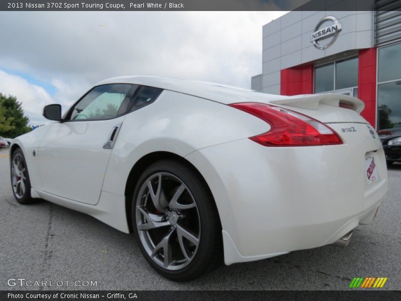 Pearl White / Black 2013 Nissan 370Z Sport Touring Coupe
