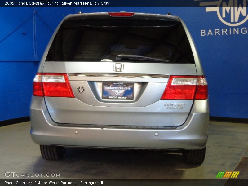 Silver Pearl Metallic / Gray 2005 Honda Odyssey Touring