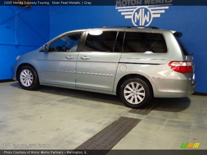 Silver Pearl Metallic / Gray 2005 Honda Odyssey Touring