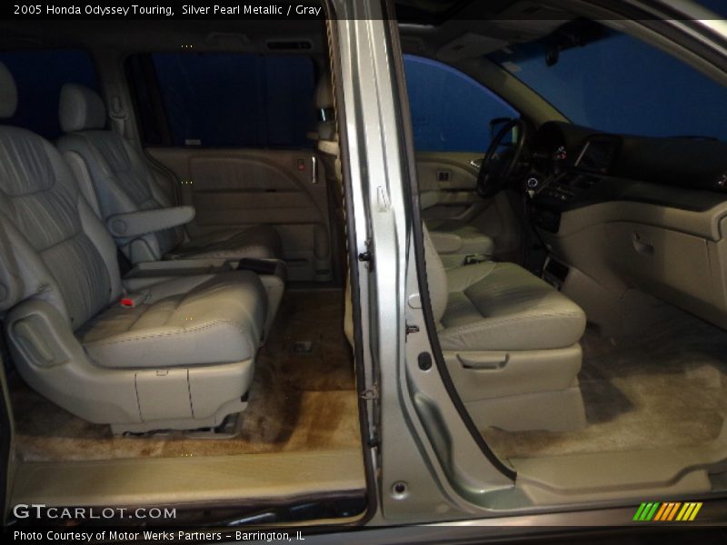 Silver Pearl Metallic / Gray 2005 Honda Odyssey Touring