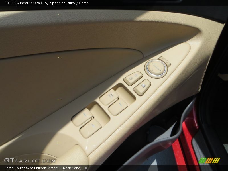 Sparkling Ruby / Camel 2013 Hyundai Sonata GLS