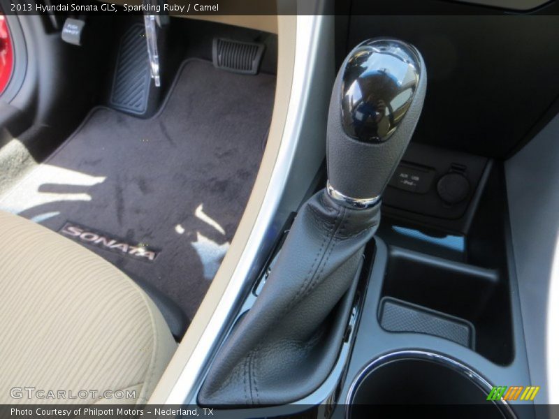 Sparkling Ruby / Camel 2013 Hyundai Sonata GLS