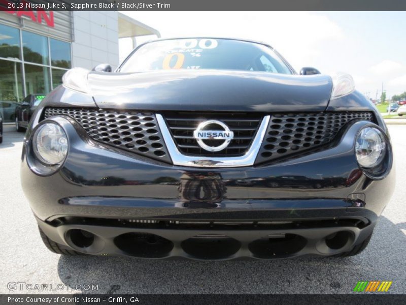 Sapphire Black / Black/Silver Trim 2013 Nissan Juke S