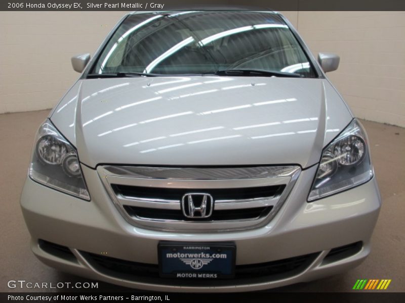 Silver Pearl Metallic / Gray 2006 Honda Odyssey EX