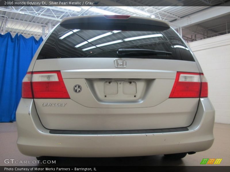 Silver Pearl Metallic / Gray 2006 Honda Odyssey EX