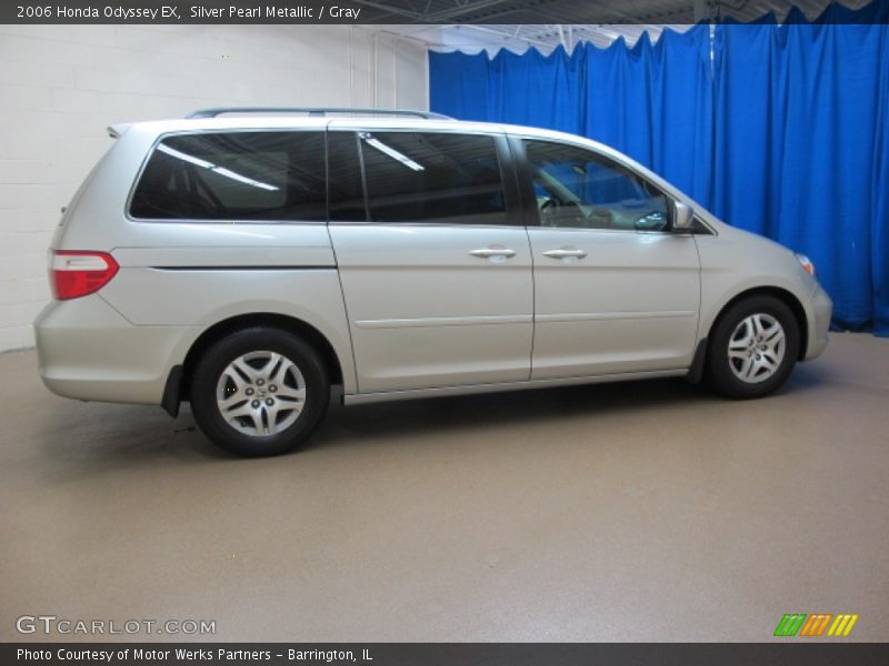Silver Pearl Metallic / Gray 2006 Honda Odyssey EX
