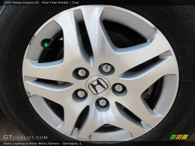 Silver Pearl Metallic / Gray 2006 Honda Odyssey EX