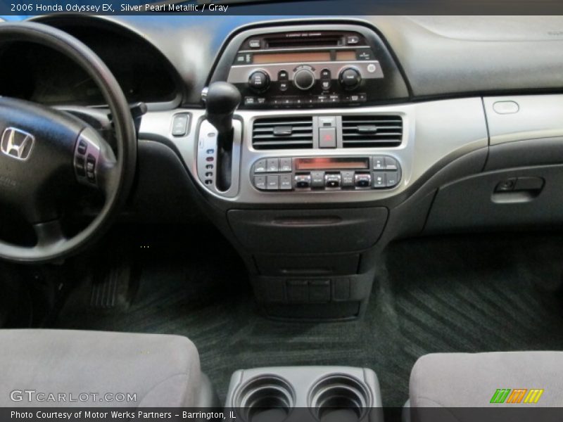 Silver Pearl Metallic / Gray 2006 Honda Odyssey EX