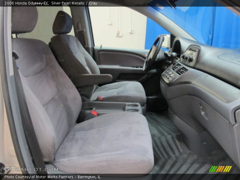 Silver Pearl Metallic / Gray 2006 Honda Odyssey EX